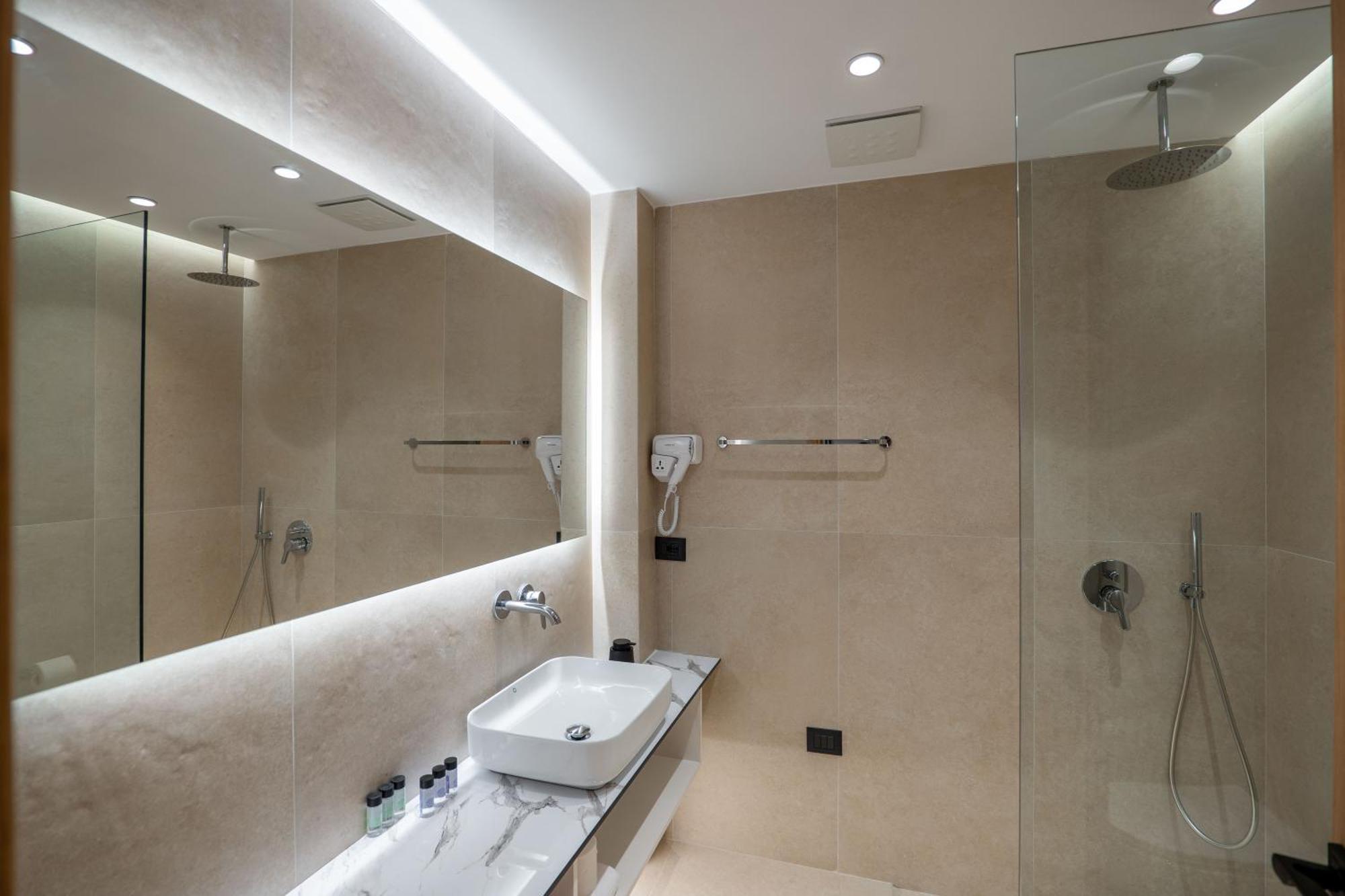 Austin Boutique Hotel Саранда Экстерьер фото