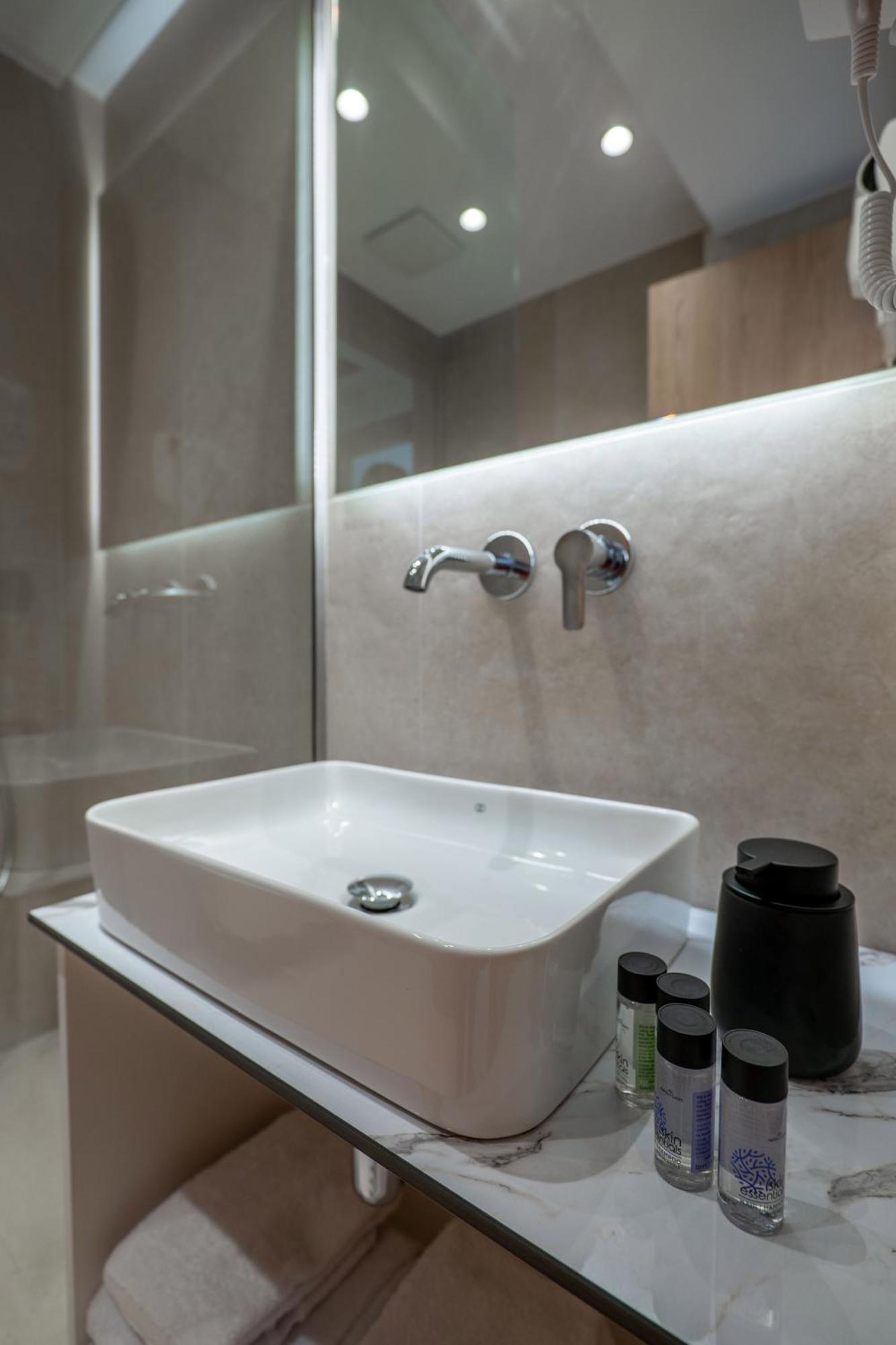 Austin Boutique Hotel Саранда Экстерьер фото