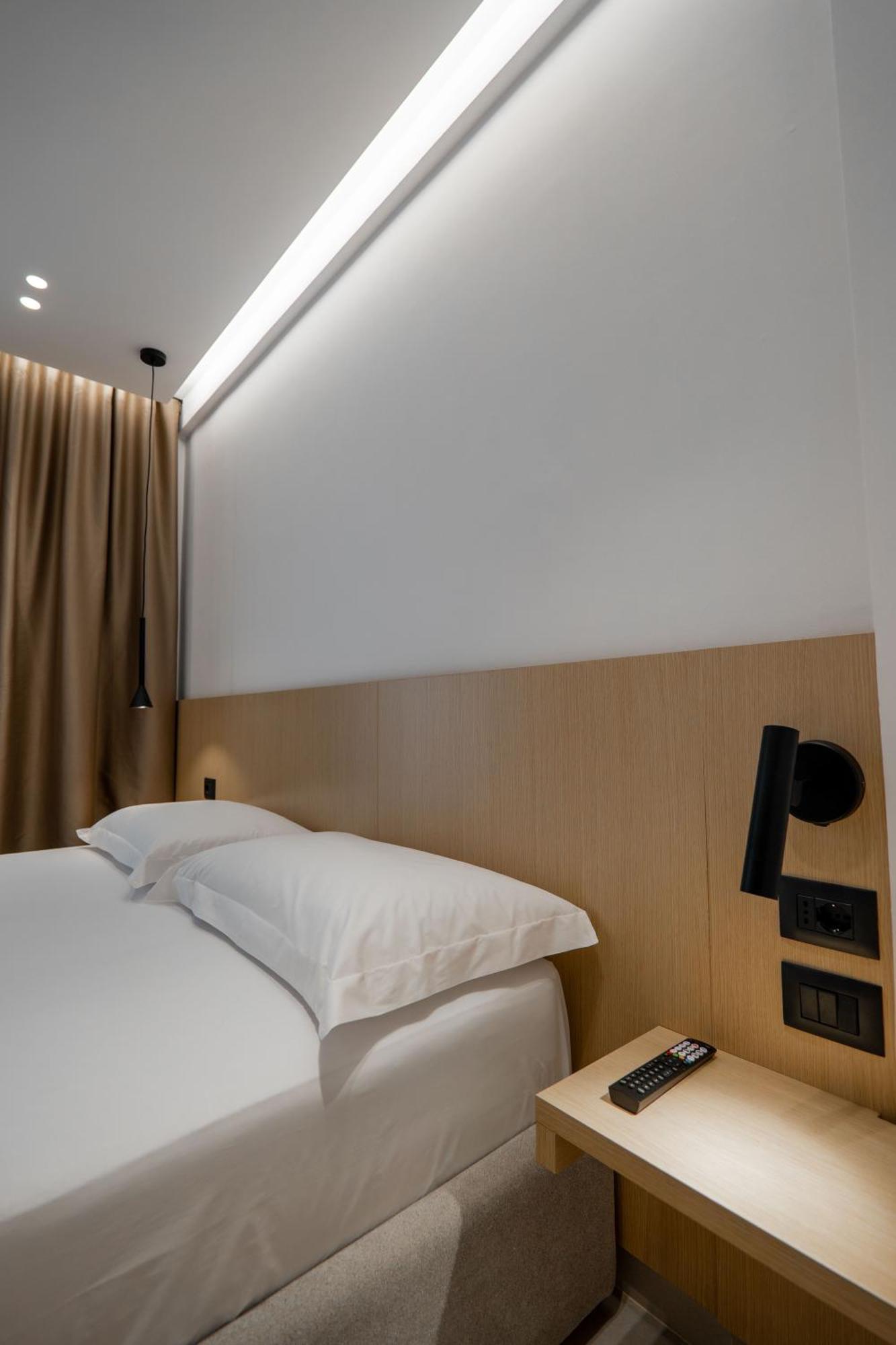 Austin Boutique Hotel Саранда Экстерьер фото
